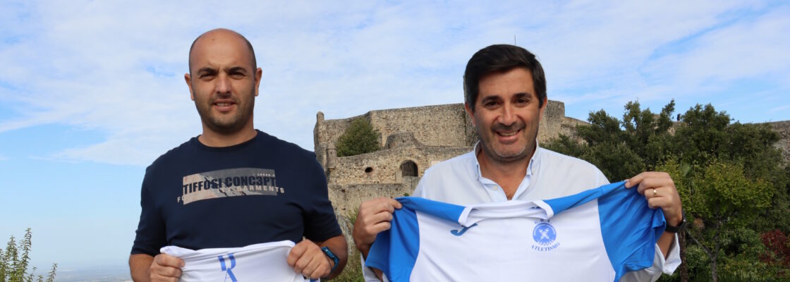Equipa de atletismo do Grupo Desportivo Arenense com novas camisolas